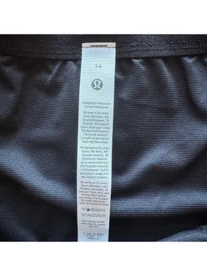 Lululemon Swiftly Short Mid-Rise 3” Black Size 14 NWT thumbnail 5