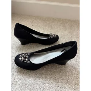 Report Wedge Heels Womens 8 Black Rhinestone Embellished Low Pump Evening Glam‎ thumbnail 7