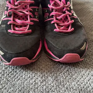ASICS Gel Blur33 Black Pink Running Shoes‎ Women's Size 8.5 39.5 EU Trainers thumbnail 14