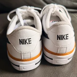 Nike Court Legacy Sneakers White Tan Low Top Casual Everyday Women's 8 or 6.5Y thumbnail 9