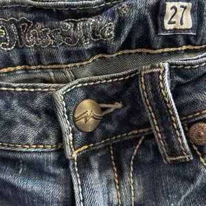 Miss Me Size 27 Skinny Jeans Bling Jewels Style JD103752 Low Rise Y2K thumbnail 4
