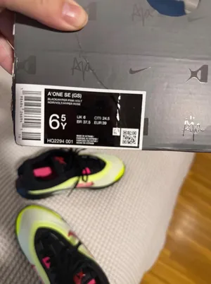 Nike Sneakers A one thumbnail 9