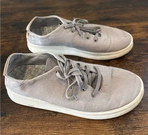 OluKai‎ Ki'ihele Li Womens 9.5 Gray Canvas Sneakers Drop In Heel Sneakers Shoes thumbnail 1