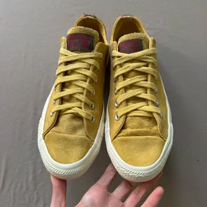 Converse Chuck Taylor All Star Suede Low Top Sneakers thumbnail 3