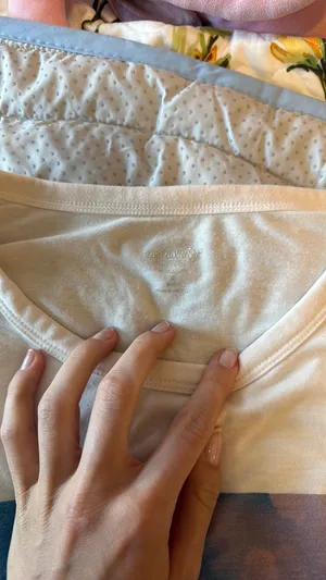 Old Navy Active Crop Tee thumbnail 4