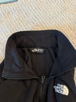 North Face Fleece Quarter-Zip The Women’s Pullover thumbnail 3