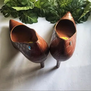 NW Calvin Klein Heels thumbnail 6