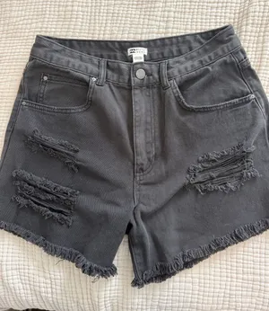 Billabong Charcoal Distressed Frayed-Hem Denim Shorts thumbnail 1