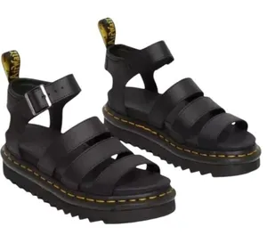 Dr. Martens Blaire Hydro sandals Black Leather Womens Sz 7 EUC thumbnail 1