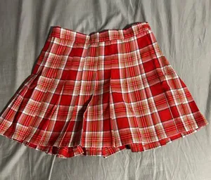 aerie Red Plaid Pleated Mini Skirt Size M thumbnail 1