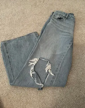 PacSun Low-Rise Baggy Jeans thumbnail 1