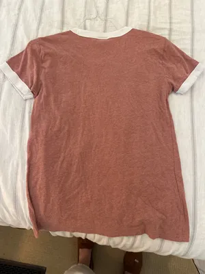 Victoria’s Secret PINK T-shirt thumbnail 2