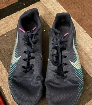 Nike racing shoes size 8 thumbnail 1