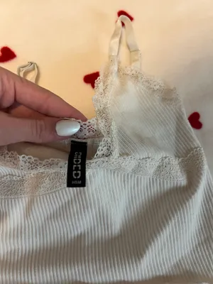H&M Lace Top thumbnail 2