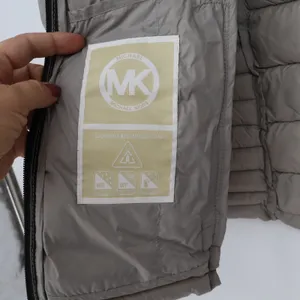 Michael Kors Puffer Jacket Womens M Packable Hooded Taupe Quilted Excellent thumbnail 6