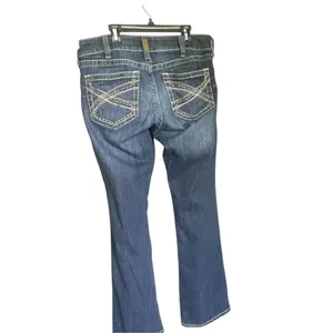 Ariat R.E.A.L Denim Mid Rise Boot Cut Jeans Size 31R thumbnail 3