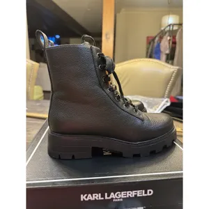 Karl Lagerfeld Paris Mela Combat Boots Black Leather Size 7 thumbnail 5
