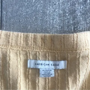 American Eagle Size XL Short-Sleeve Top thumbnail 4