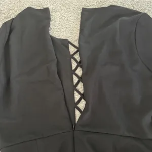Charlotte Russe Black Long Sleeve romper thumbnail 8