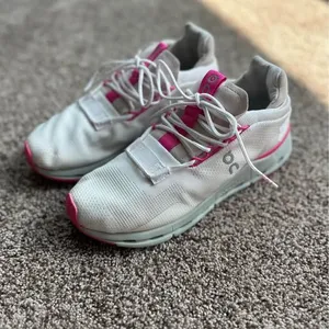 On Cloudnova 2 pink running shoes 9.5 thumbnail 8