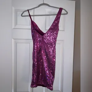 Hello Molly Citadel Skies Dress in Pink Sequin Size 4 thumbnail 11