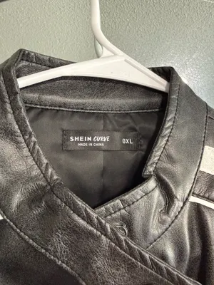 Shein Cropped Biker Jacket Faux Leather thumbnail 2