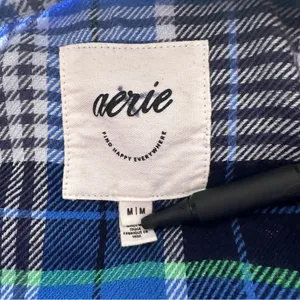 Aerie Women’s Blue Plaid Flannel Button Down Shirt Size M thumbnail 4