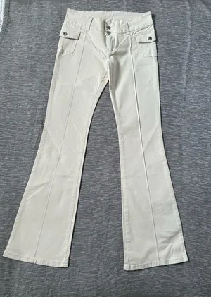 Brandy Melville J. Galt Low-Rise Cream Pants thumbnail 1