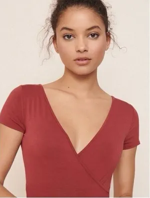 ✨Garage wrap bodysuit sz large maroon✨ thumbnail 1