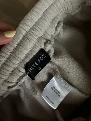 White fox joggers Moon thumbnail 3
