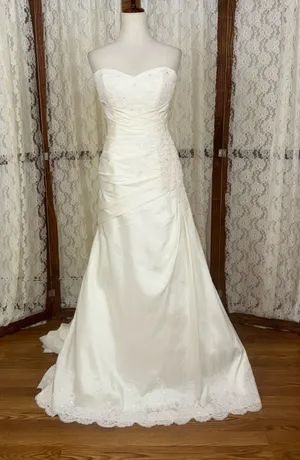 Stunning New Mori Lee Strapless Taffeta Wedding Gown thumbnail 1
