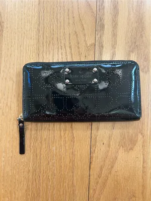 Kate Spade WLRU1444 Metro Spade Neda Continental Wallet Black Patent Cream thumbnail 2
