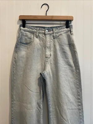 ANTHROPOLOGIE | PILCRO The Joey High-Rise Relaxed Jeans Light Wash Denim Size 25 thumbnail 7