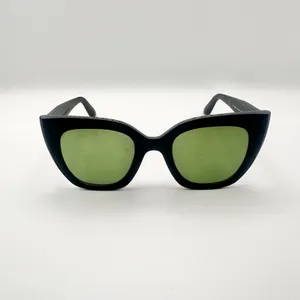 Toms Traveler Collection Sydney Matte Black Cat Eye Green Lenses Sunglasses thumbnail 9