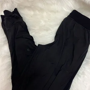 Lululemon Beyond the‎ Studio 7/8 Jogger Black 4 thumbnail 9