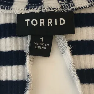 Torrid Blue/White Striped Tank scooped neck sleeveless size 1 flowy top thumbnail 4