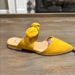 Journee‎ Collection Telulah Yellow Bow Mule Slip-On Flats Size 5.5 NIB thumbnail 4