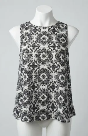 One Clothing Geometric Medallion Print Sleeveless Tank Top Blouse Black White Lg thumbnail 1