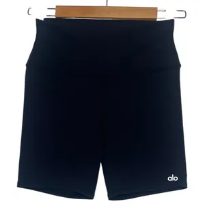 Alo Biker Shorts Womens Small Black Yoga Stretch Logo Athleisure Athletic Gym thumbnail 1