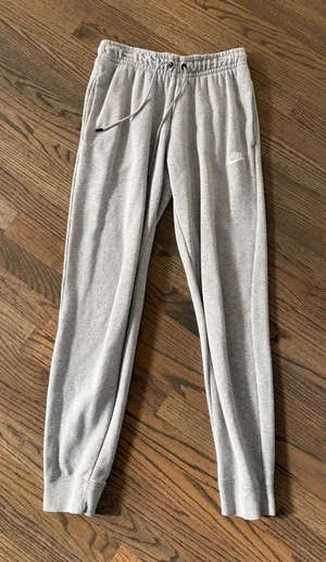 Grey Nike Sweatpants Jogger  thumbnail 1