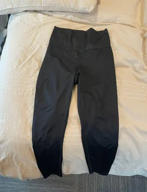 Aritzia TNA Black Leggings thumbnail 3