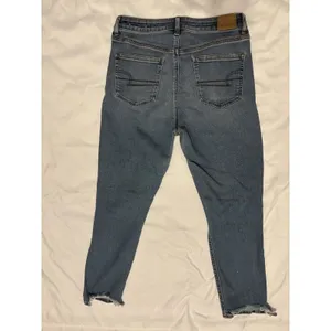 American Eagle Jeans Womens Size 6 Blue Cotton Stretch Hi Rise Artist thumbnail 3