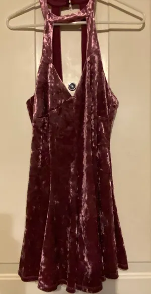 Urban Outfitters Silence + Noise Soft Pink Crushed Velvet Short Romper thumbnail 1