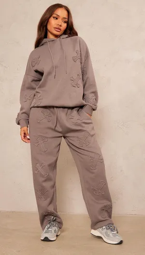 Pretty Little Thing petite charcoal cross appliqué embroidered sweatpants thumbnail 1