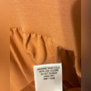 Zenana Outfitters Top Sleeveless EmpireWaist ButterOrange P-P 20” Hi-Lo Hem 27”F 32 1/2”Back NWOT thumbnail 6