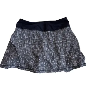 Lululemon Circuit Breaker Skort Frozen Fizz White Black Size 2 Tall 15" thumbnail 3