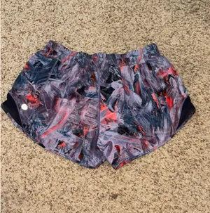 Lululemon Shorts thumbnail 2