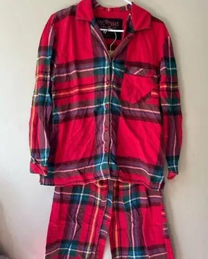 victoria’s secret pajama set thumbnail 1