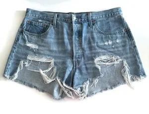 Levi’s Denim Shorts Size 34 thumbnail 1