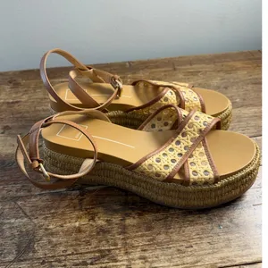 Dolce Vita Wriley Crossband Raffia Woven Demi Wedge Sandals size 9 thumbnail 2